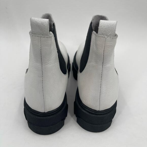 SILENT D Cress Chelsea Boot Size 38 (US 7/7.5) White Leather Lug Sole Slip On - Picture 11 of 16